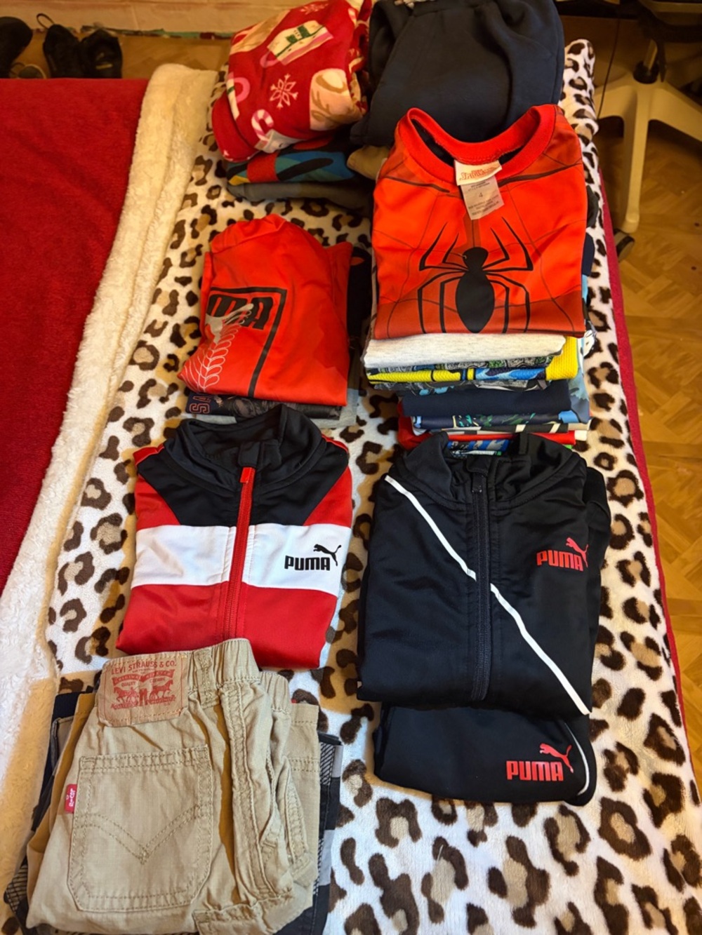 MEGA Boys 25+ PC Bundle | Sz 4-6 | Nike Puma Levi’s